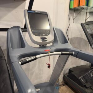Precor TRM 885 Treadmill with P80 Console ( Refurbished )
