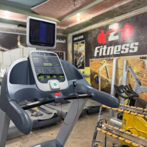 Precor 932i Treadmill ( Refurbished )