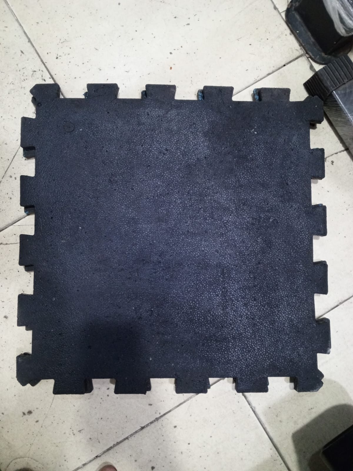 Commercial Flooring Mats 16mm ( 20 / 20 inches Size )
